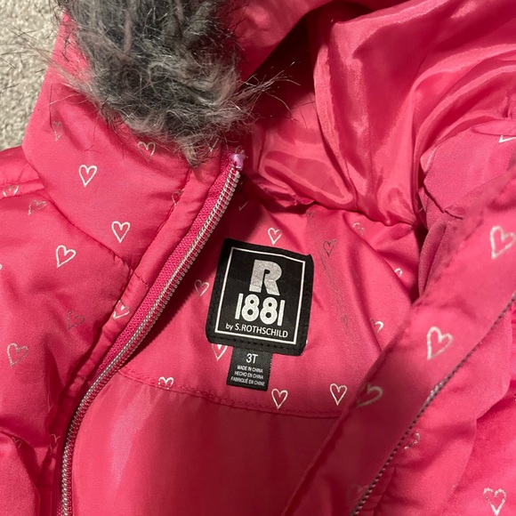 Girls 3T coat - Picture 2 of 2